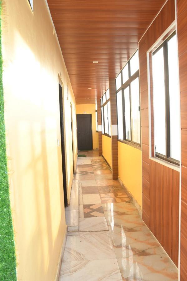 Hotel Mountain View And Rooftop Restaurant Pithoragarh Ngoại thất bức ảnh