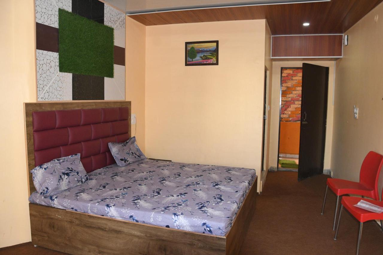 Hotel Mountain View And Rooftop Restaurant Pithoragarh Ngoại thất bức ảnh