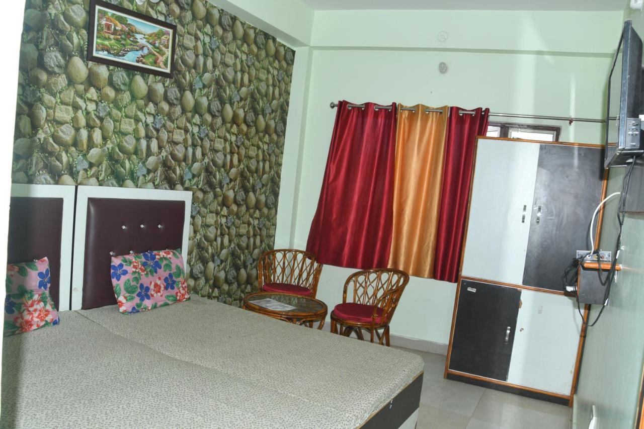Hotel Mountain View And Rooftop Restaurant Pithoragarh Ngoại thất bức ảnh