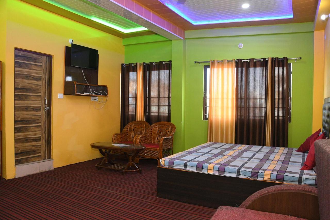 Hotel Mountain View And Rooftop Restaurant Pithoragarh Ngoại thất bức ảnh